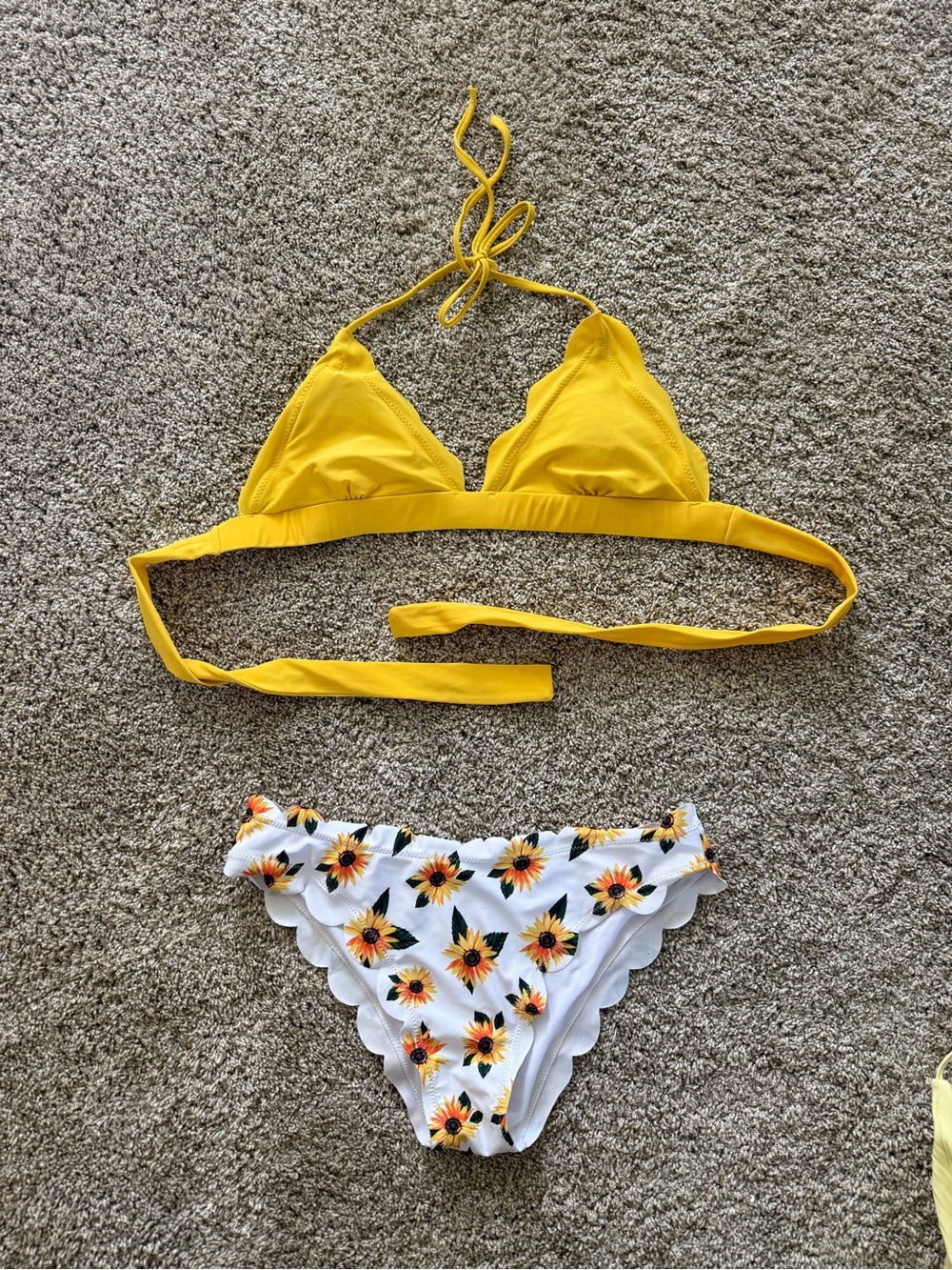 SHEIN Yellow Triangle Halter Bikini with Sunflower-Print White Bottoms